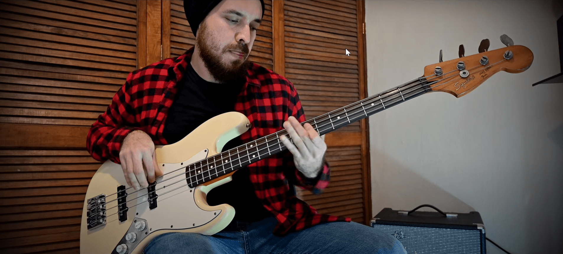 Nightsyrc playing Fender Squier Jazz Bass