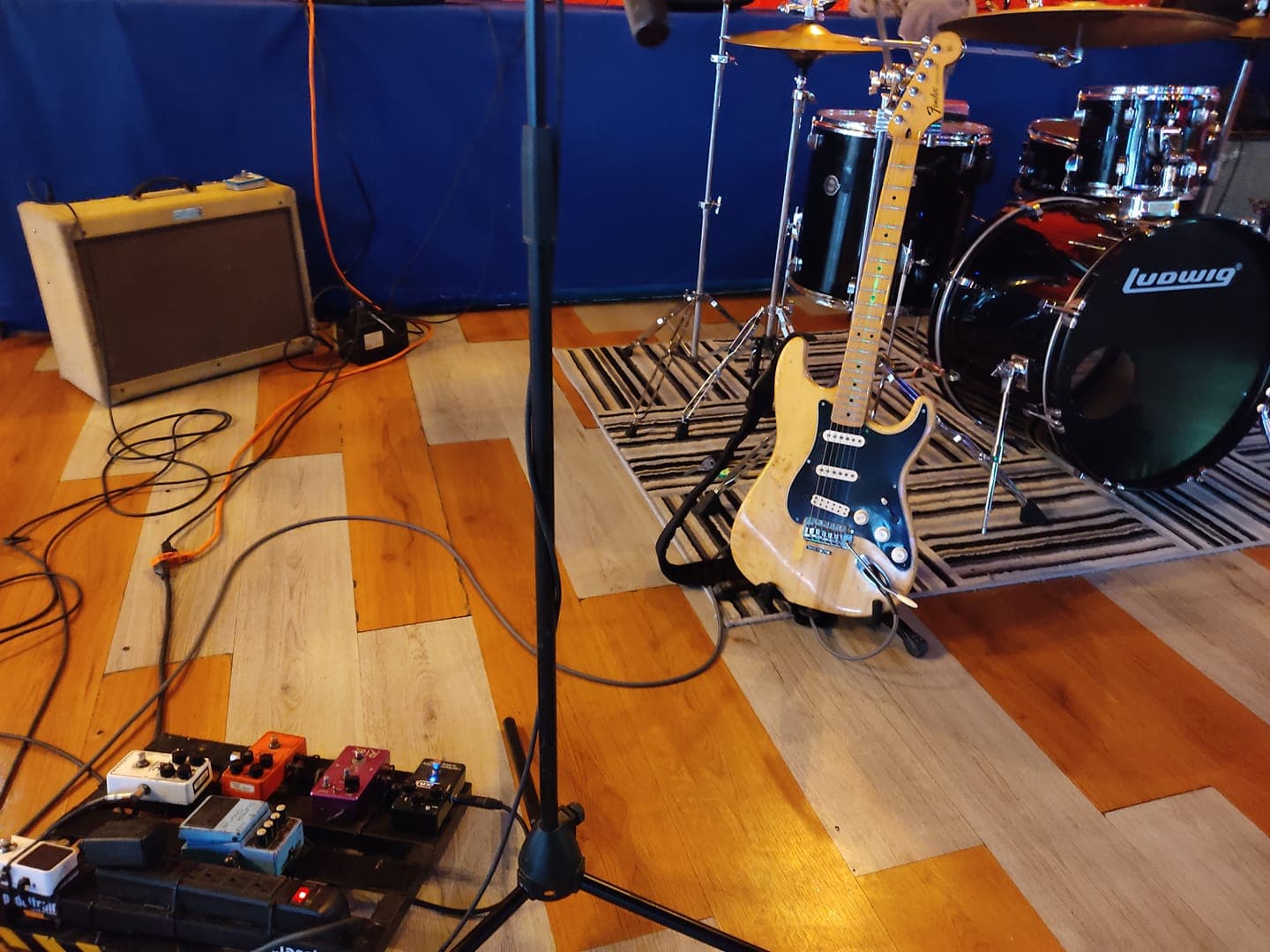 Fender Strat Playing Gig Local Sayulita Arcos Puerto Vallarta Malecon