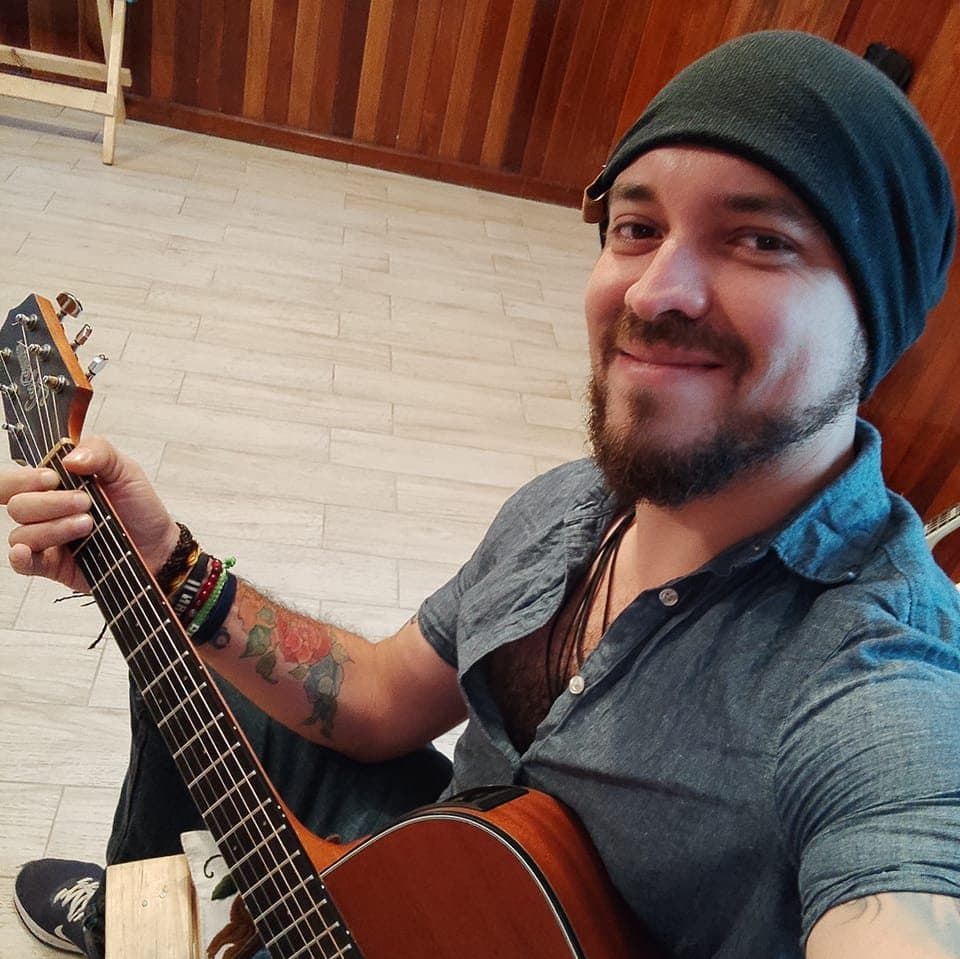 Playing Casa Latina San Cristobal Las Casas
